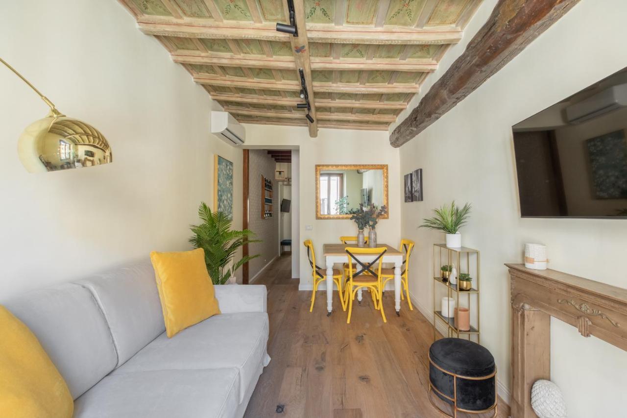 Iflat The Heart Of Monti Apartment Rome Bagian luar foto